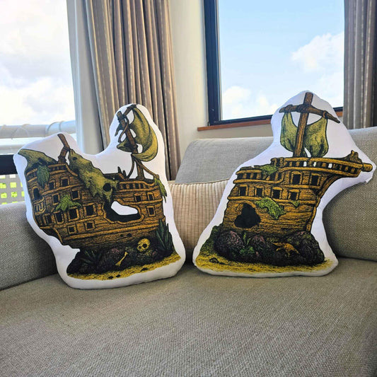 Sunken Pirate Ship Shaped Cushion Set – 2 Pieces – XL 120 cm | FAWNE