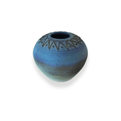 Vintage | Colin Bowes Australian Studio Pottery Vase - FAWNE