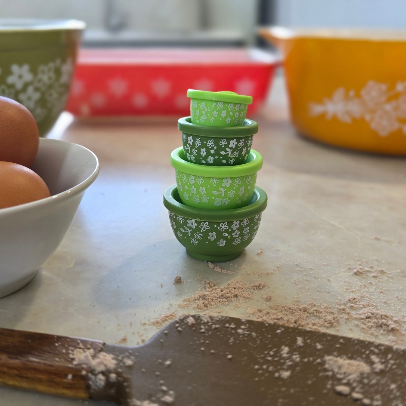 Miniature | Retro Mixing Bowl Set - Spring Blossom 1979 Pattern - Ornament - 8cm