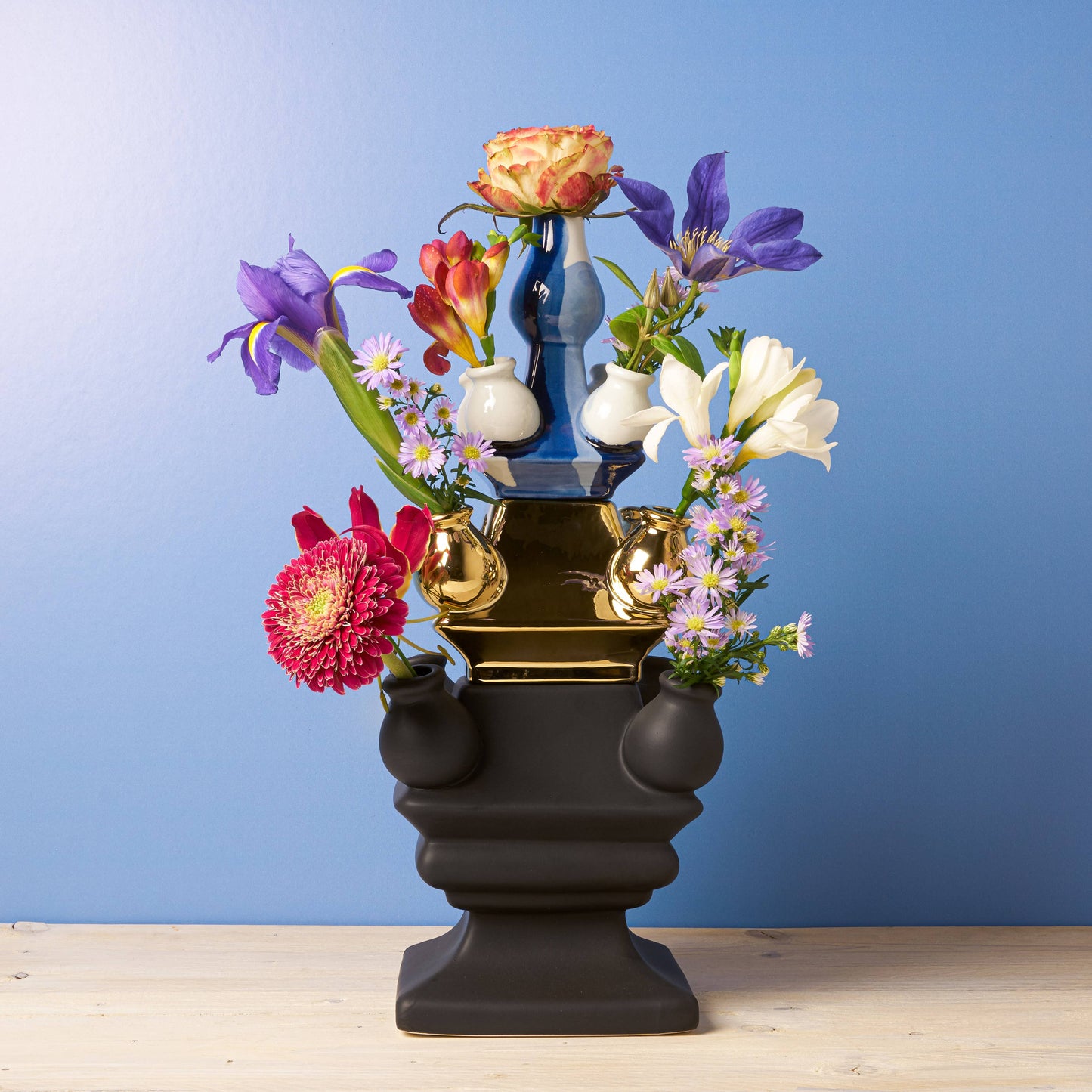 Stack Madness ✦ Build Your Own Vase ✦ Gold Middle