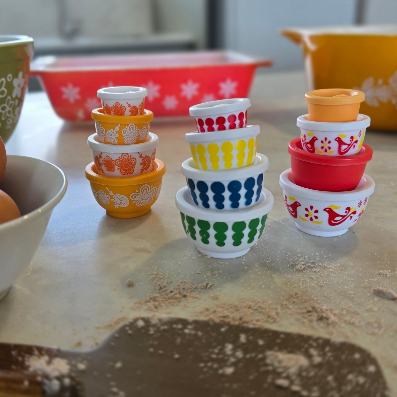 Miniature | Retro Mixing Bowl Set - New Dots Pattern - Ornament - 8cm