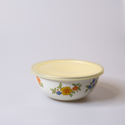 Vintage | Enamel Nesting Bowls with Lids | Set of 3 Floral Pattern | Flying Crane