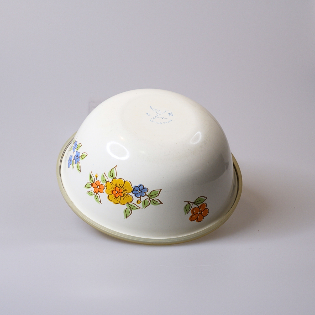 Vintage | Enamel Nesting Bowls with Lids | Set of 3 Floral Pattern | Flying Crane