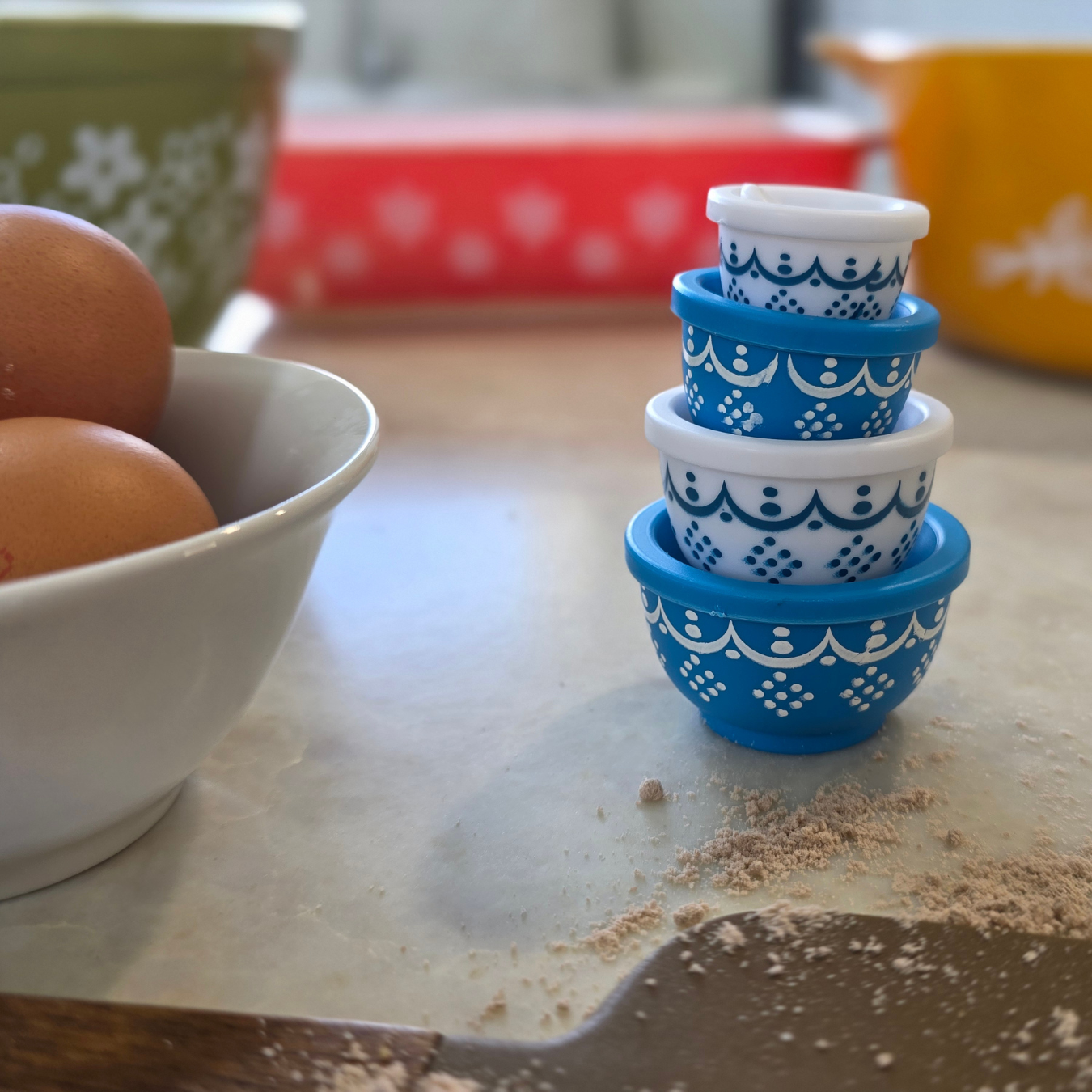 Miniature | Retro Mixing Bowl Set - Snowflake Blue Pattern - Ornament - 8cm